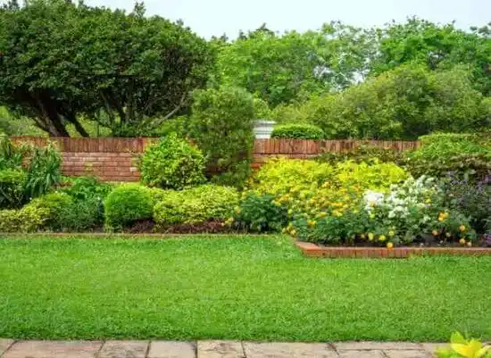 landscaping services East Northport